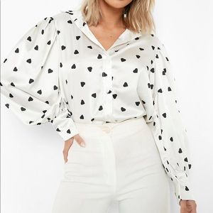 Heart print satin volume sleeve shirt🖤